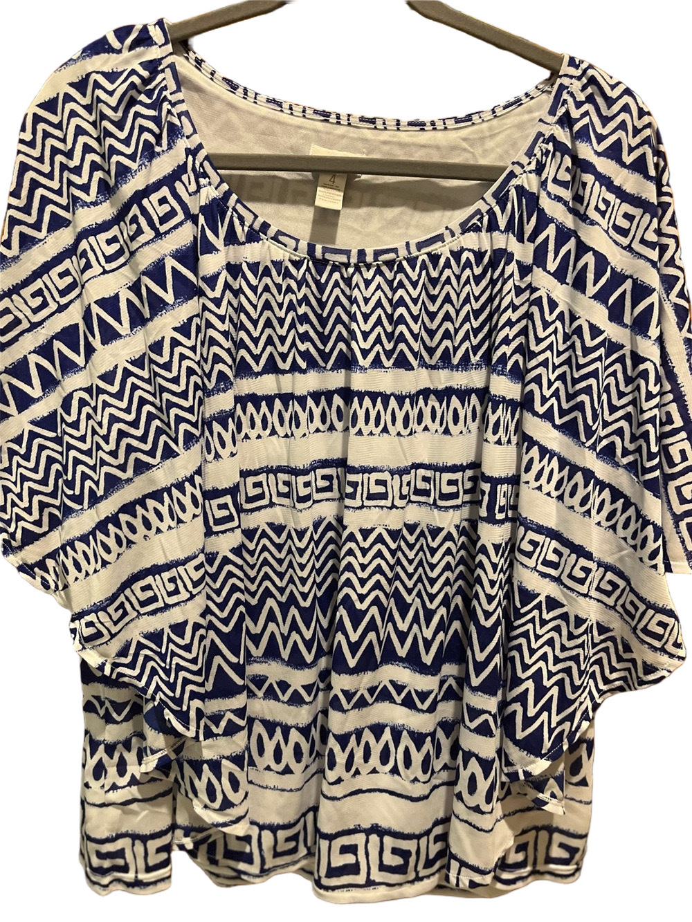 36. WOMENS CHICO’S 4/XXL DETAIL TOP